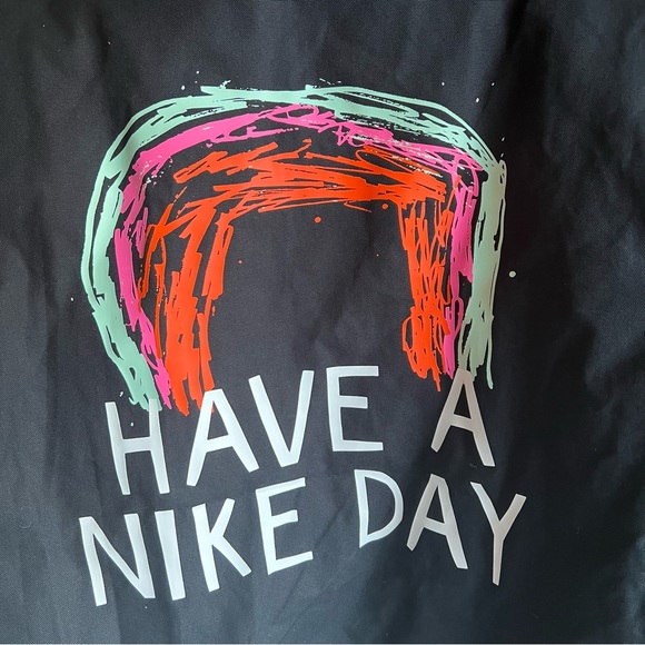 💙 Nike Jacket - Picture 5 of 5